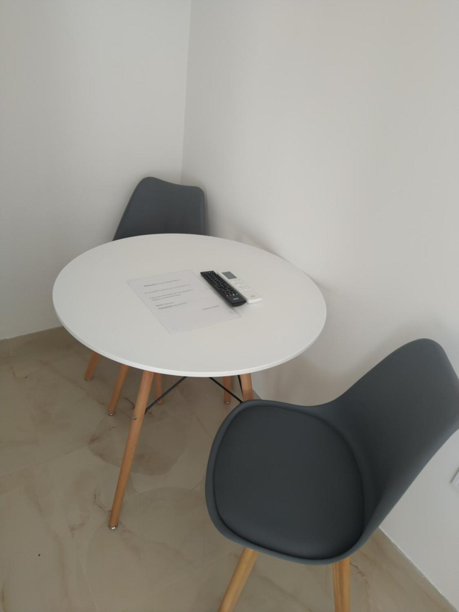 Hostel Vera - Airport Podgorica Mitrovici  Zimmer foto